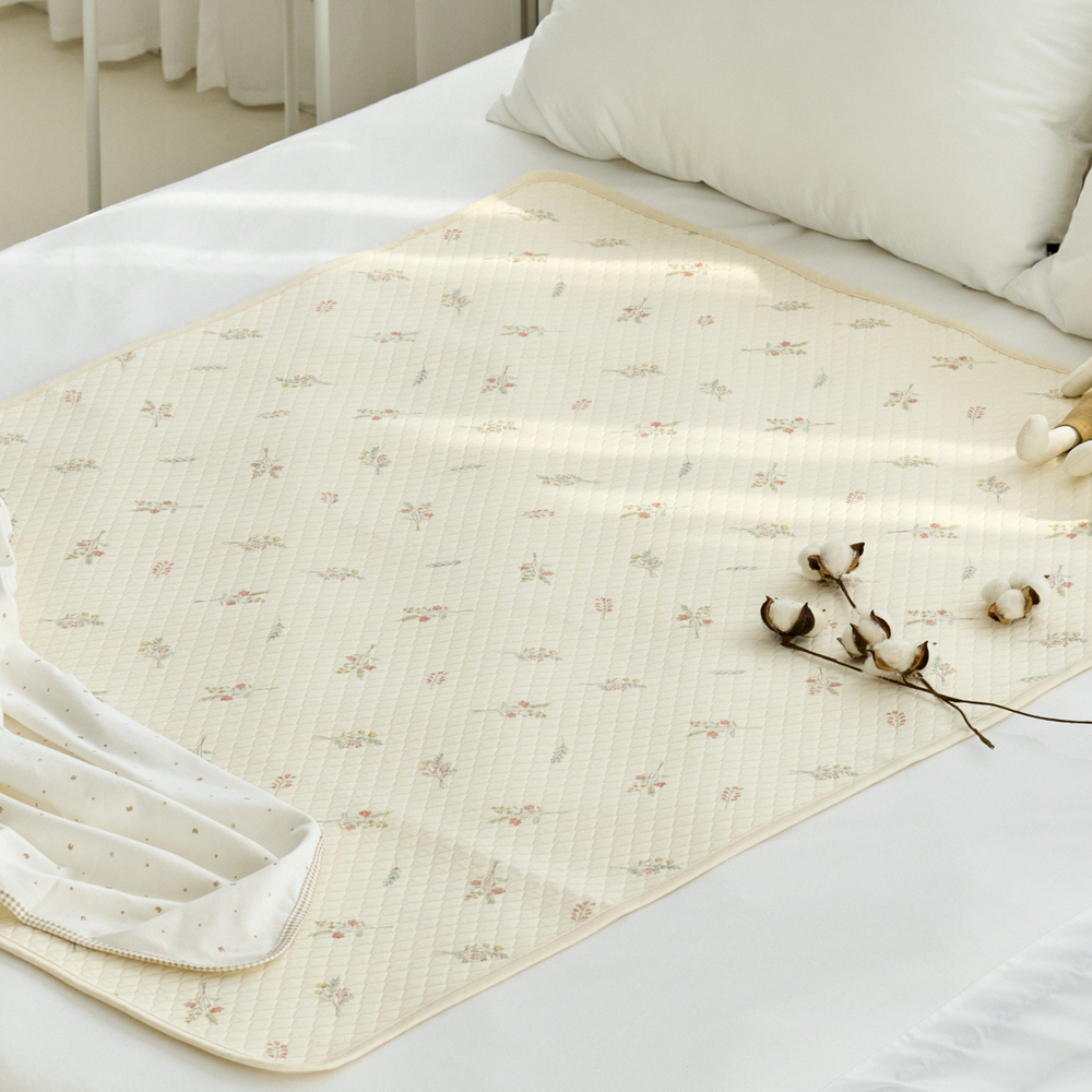 아가짱 유아용 논슬립 순면 방수요, 꽃갈피, 1개 25,900원