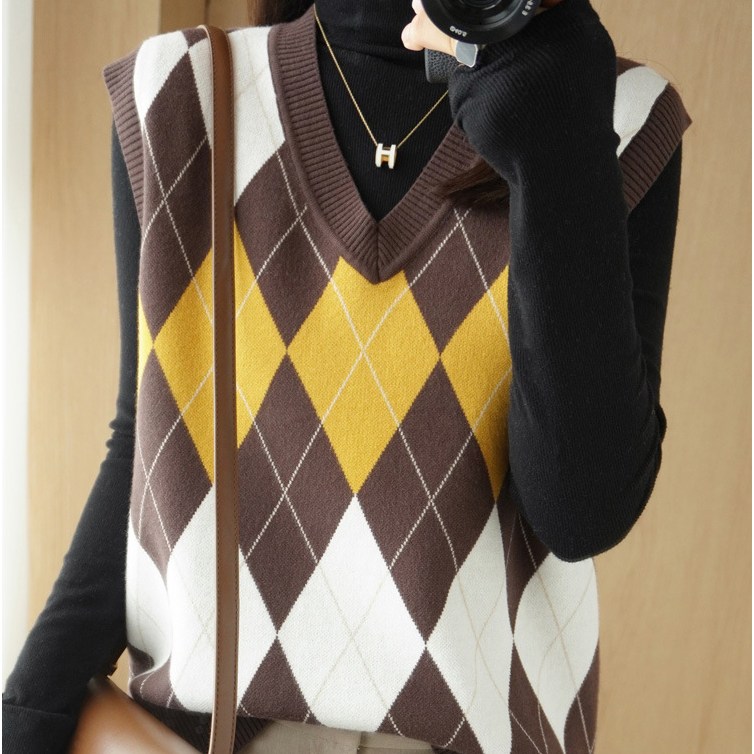 엘에프제트 여성 루즈핏 브이넥 아가일 니트조끼 베스트 QH041 34,900원