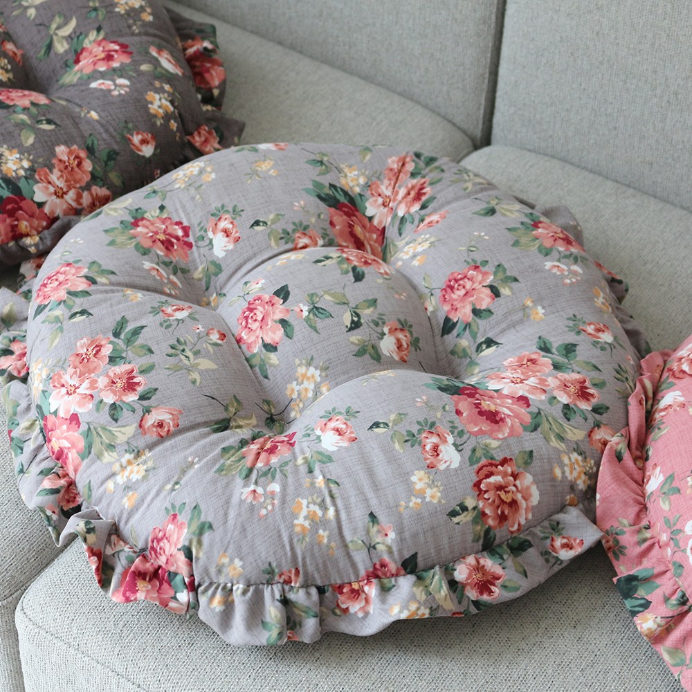 [데코벨] 세미 모나코 장미 프릴 원형 방석 (M/L) 8,900원