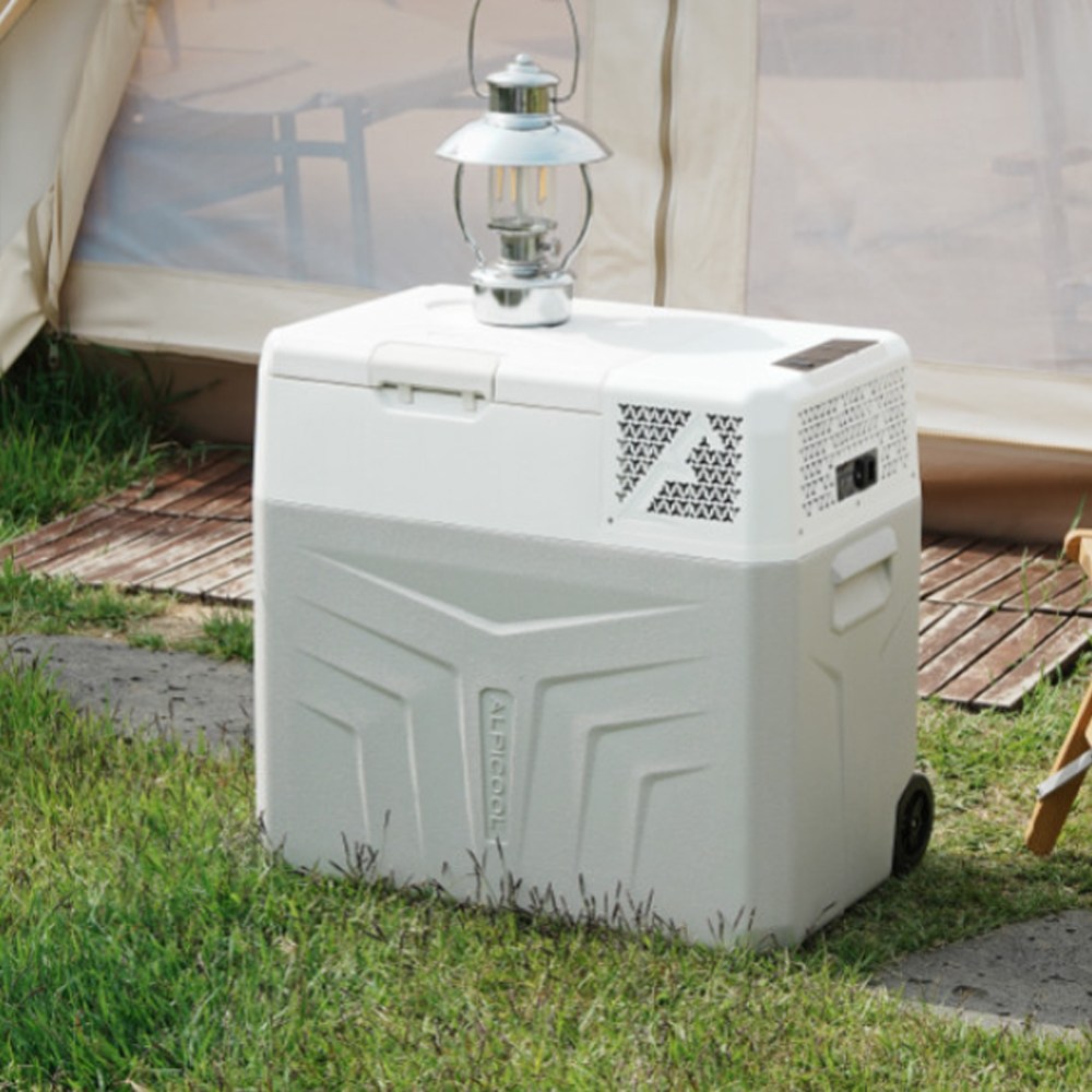 코오롱 공식판매 <한정초특가> 알피쿨 정품 캠핑냉장고 코오롱 차량용 냉동고 휴대 이동식 낚시 차박 30L 40L 50L, S50, 화이트 249,000원