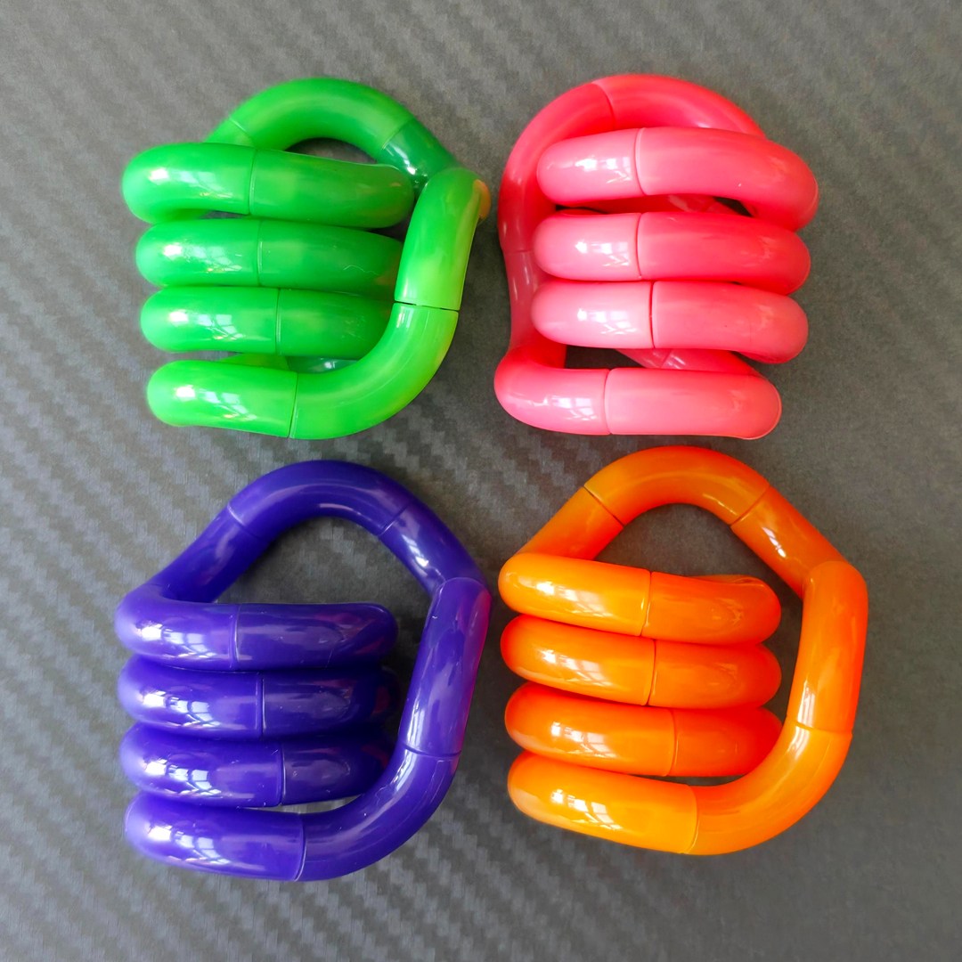 2026 NEW 피젯 피젯토이 푸시 스트레스해소 키덜트 장난감 선물 4개세트, 4개, 피젯 9,900원