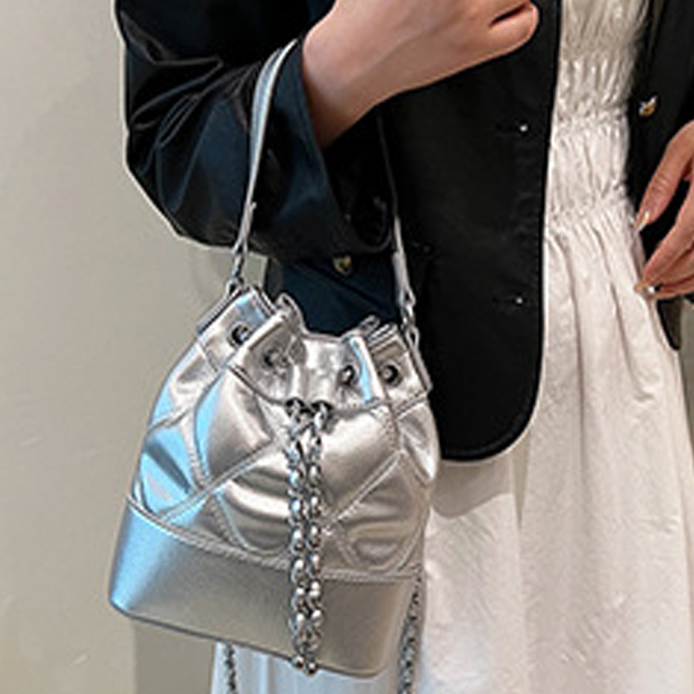 소울린느 여성 가방 가비 복조리 체인가죽 크로스백 (4컬러) 29,900원