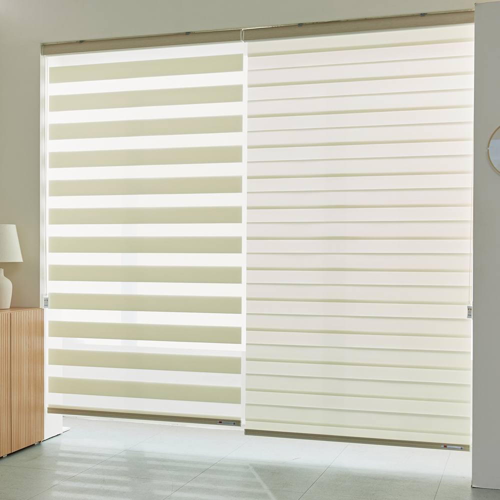 까사프랜즈 광폭 우드룩 블라인드 53,900원