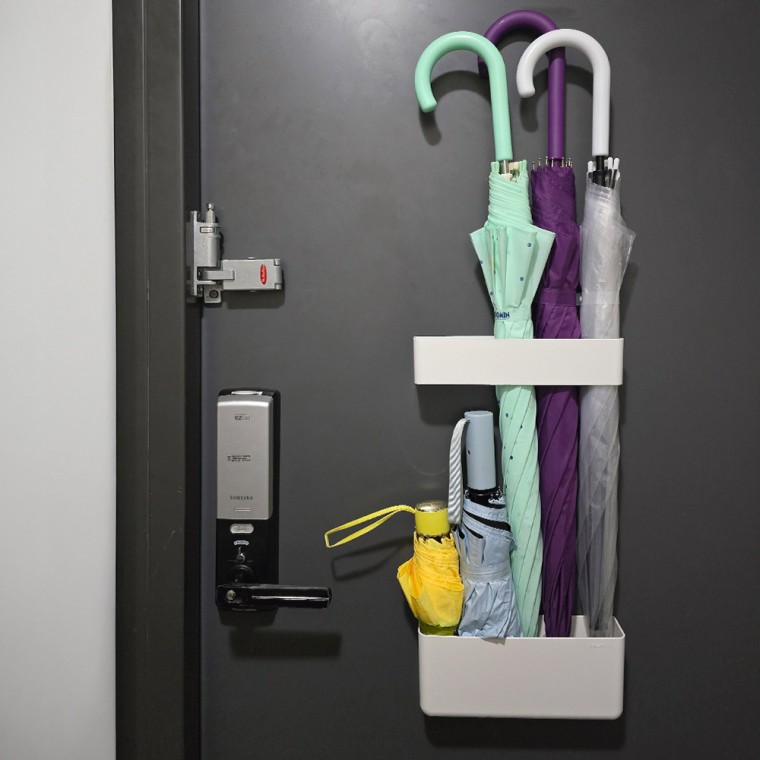 리템 자석형 우산꽂이 5구형 11,380원