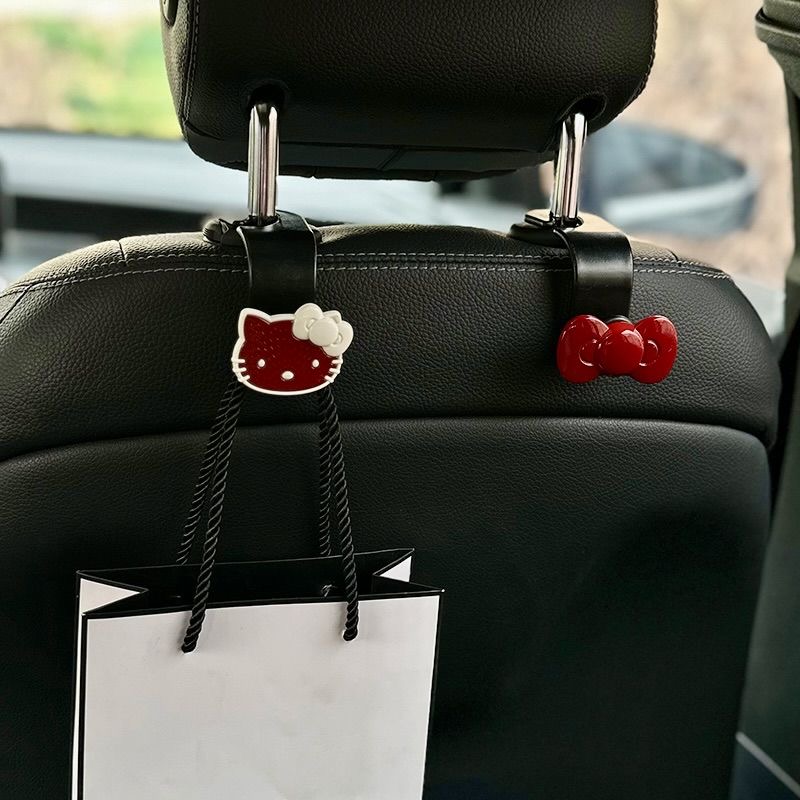 헬로키티 + 리본 자동차 헤드레스트 가방걸이 후크 1세트 귀여운 차량용 고리 인테리어 소품 키티차량 후크걸이 인형2P세트 차량용소품 차 꾸미기 헬로키티 8,790원