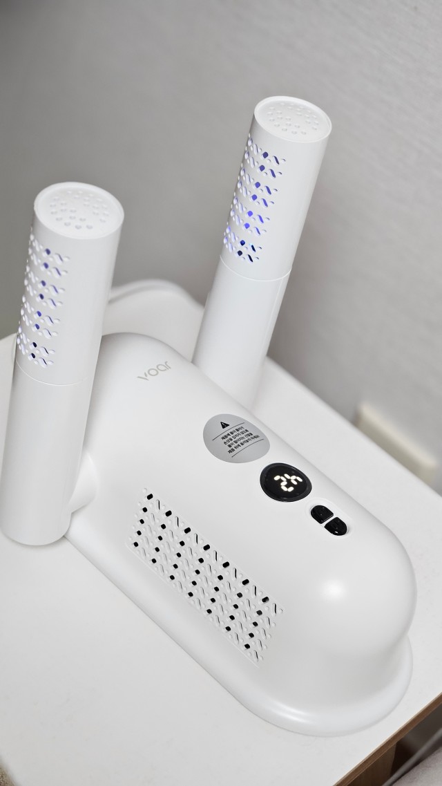 보아르 슈즈쏙 신발 운동화 소독 살균기 건조기 열풍 냄새제거 가정용 휴대용 안전화 말리기 54,700원