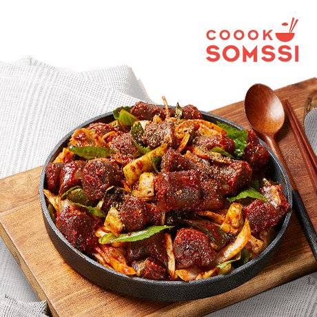 쿡솜씨 신림동식 깻잎매콤순대볶음 밀키트 캠핑 음식 요리, 1개, 530g 17,500원