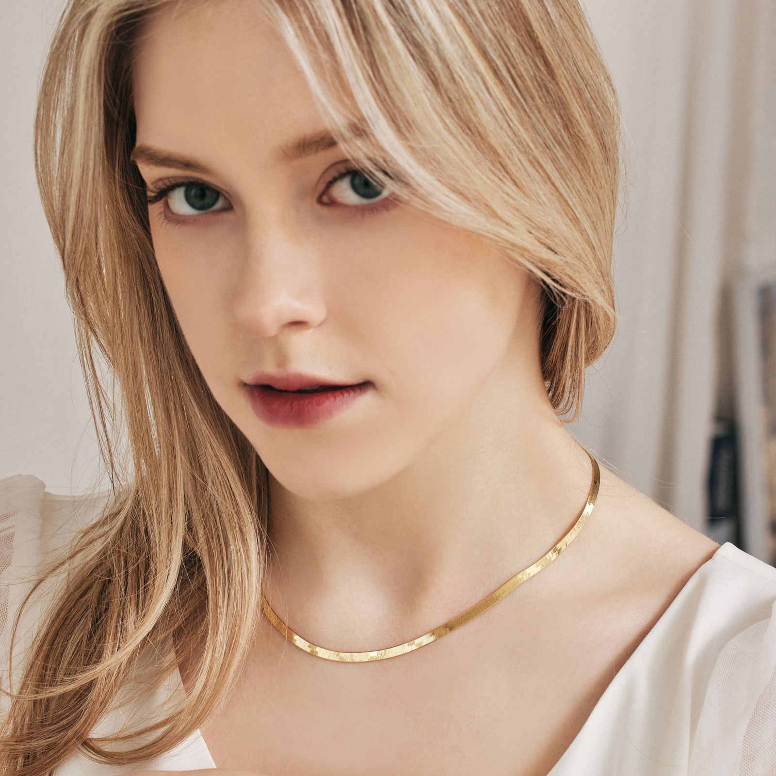 펠리체골드 14K,18K 실루엣3.8mm 목걸이 (+선물포장) 데일리 기념일 볼드 레이어드 포인트 고급 선물 금 여자친구 여성 3,804,630원