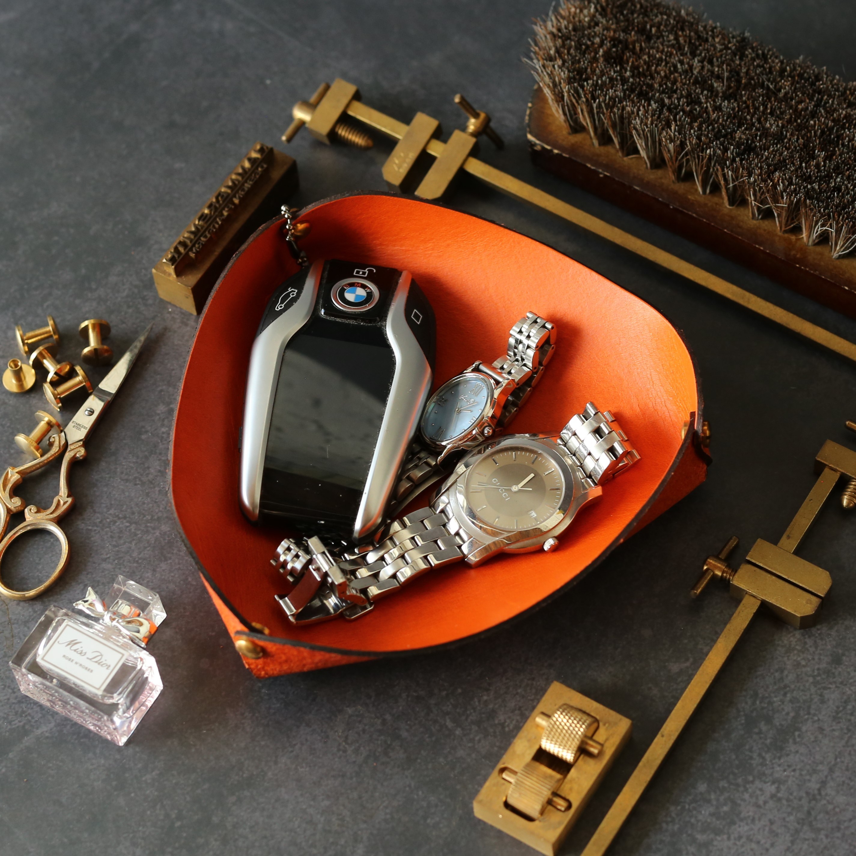 해머스미스 868 가죽 악세사리 차 키 트레이 보석함 데스크테리어 소품 정리함 16,020원