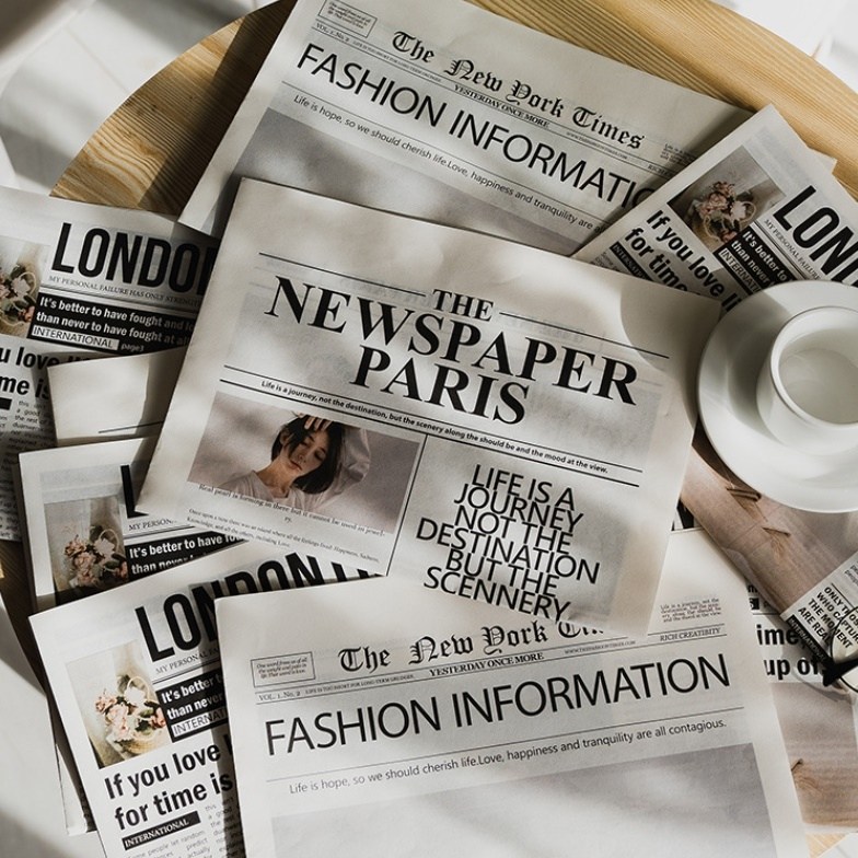 데일리스너그 영자 신문 6종 세트 인테리어 잡지 촬영 소품, 인테리어 신문 6종 세트 13,000원