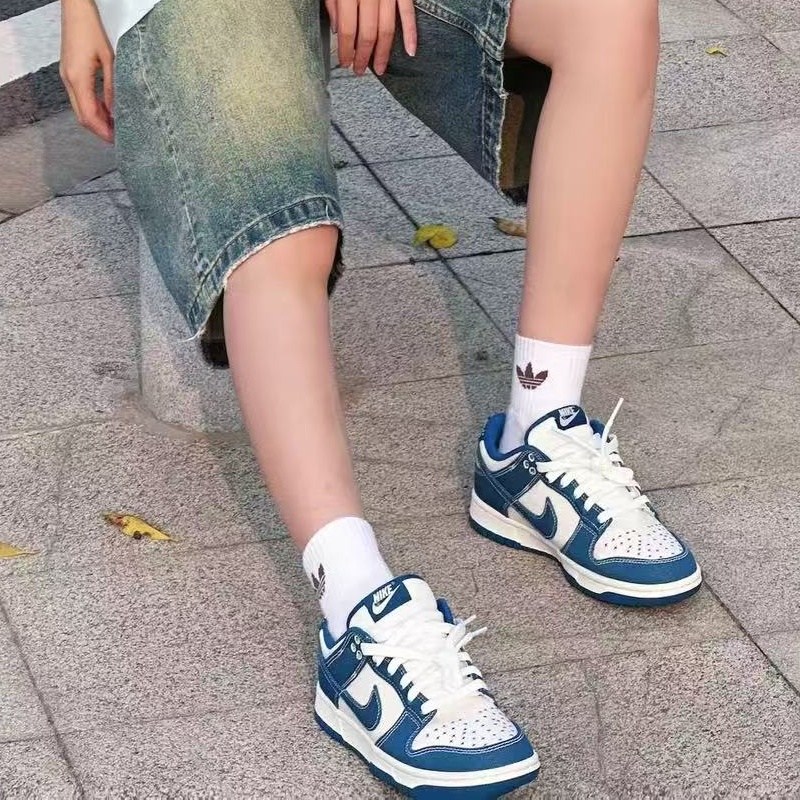 국내매장판 나이키 덩크로우 레트로 SE 인더스트리얼 블루 116,500원