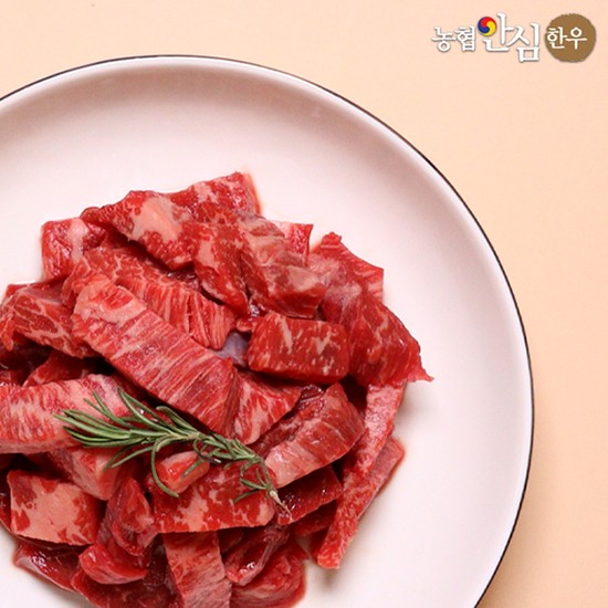 [농협안심한우][냉장] 1등급 한우 국거리(세절) 200g 16,100원