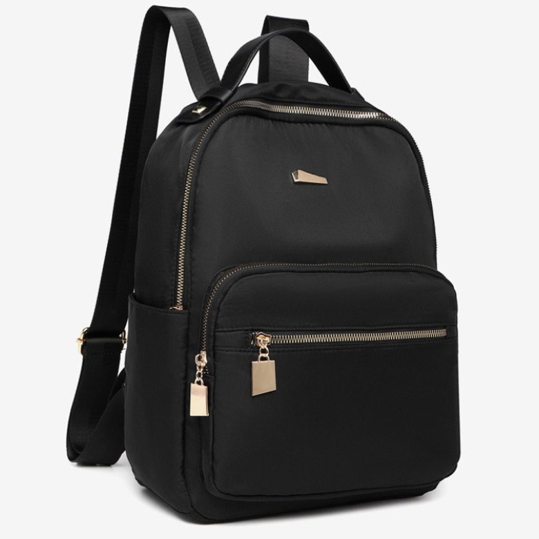 제이엔무역 여성용 생활방수 모던블랙 골드포인트 초경량백팩 29,800원