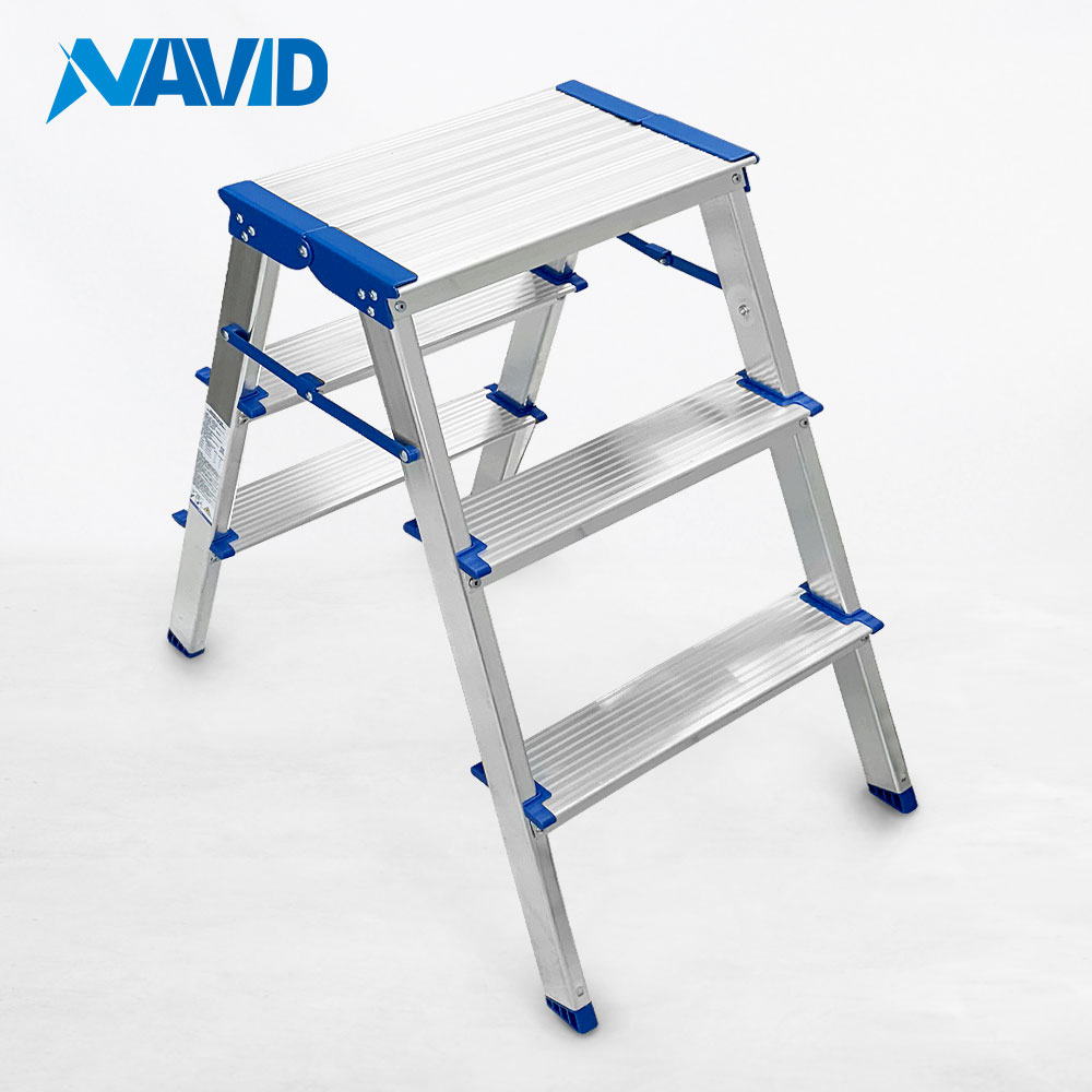 나비드 광폭사다리 접이식 가정용 사다리 경량 NLW03 3단 42,000원