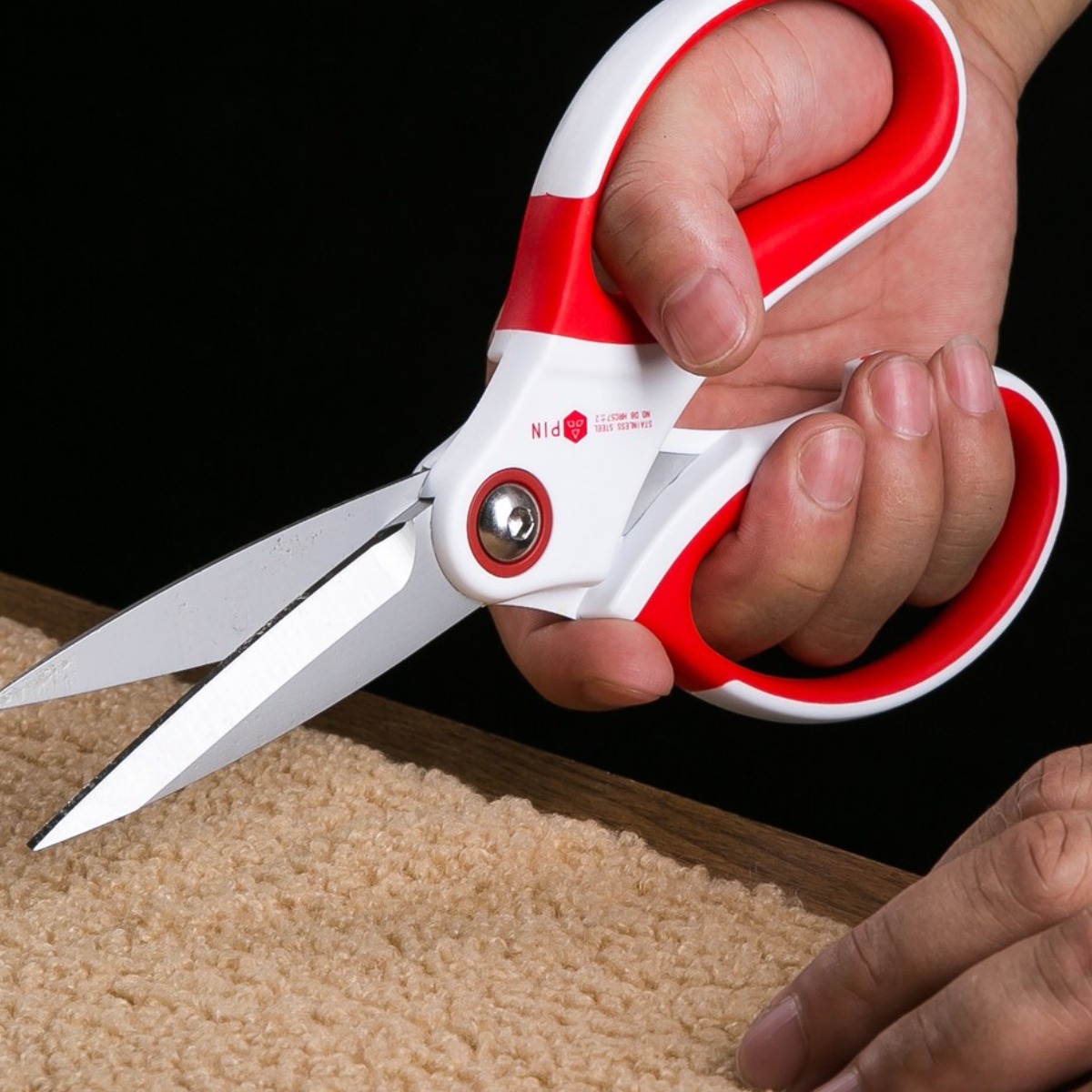 PIN 전문가용 가위 사무실 학교 가정용 세탁실 봉제 DIY 절단 초정밀 날 스테인리스 15,110원