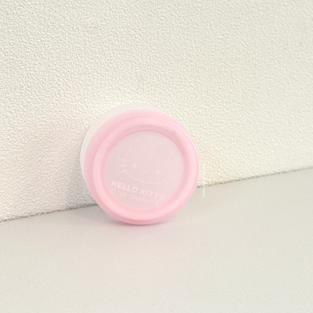 일본정품 헬로키티 미니 크림 소분 용기 15g 휴대용 공병, 1개, 단일색상 9,900원