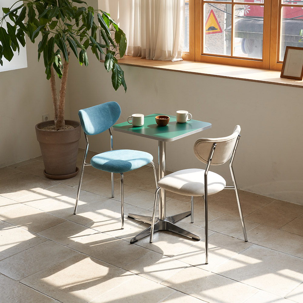 가구앤하우스 앙블리 디럭스 HPL MDF 실버 엣지 원형 사각 거실 식탁 테이블 99,000원