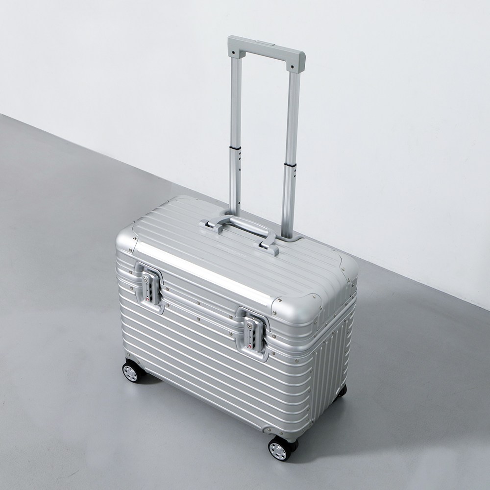 독일 베르만 파일럿 풀 알루미늄 기내용 여행용 캐리어 18인치 [실버] 329,000원