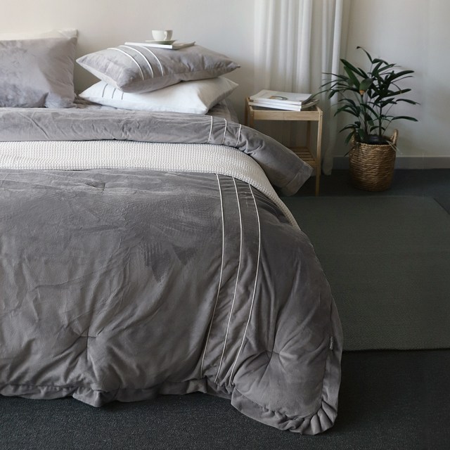 에이트룸 더메종 호텔침구 겨울 마이크로 극세사이불 156,900원