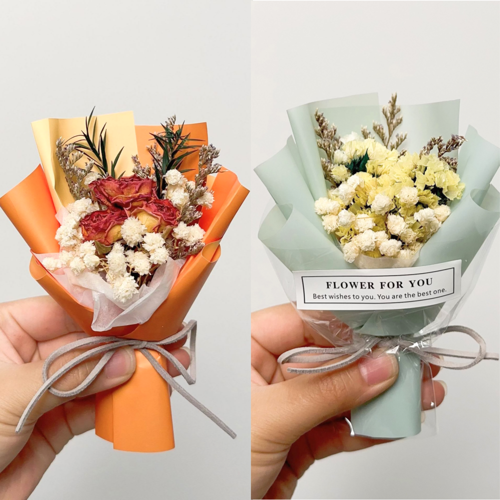 일상채움 성묘 납골당 추모 조화 미니 꽃다발 부착식, 현재가 9,900원