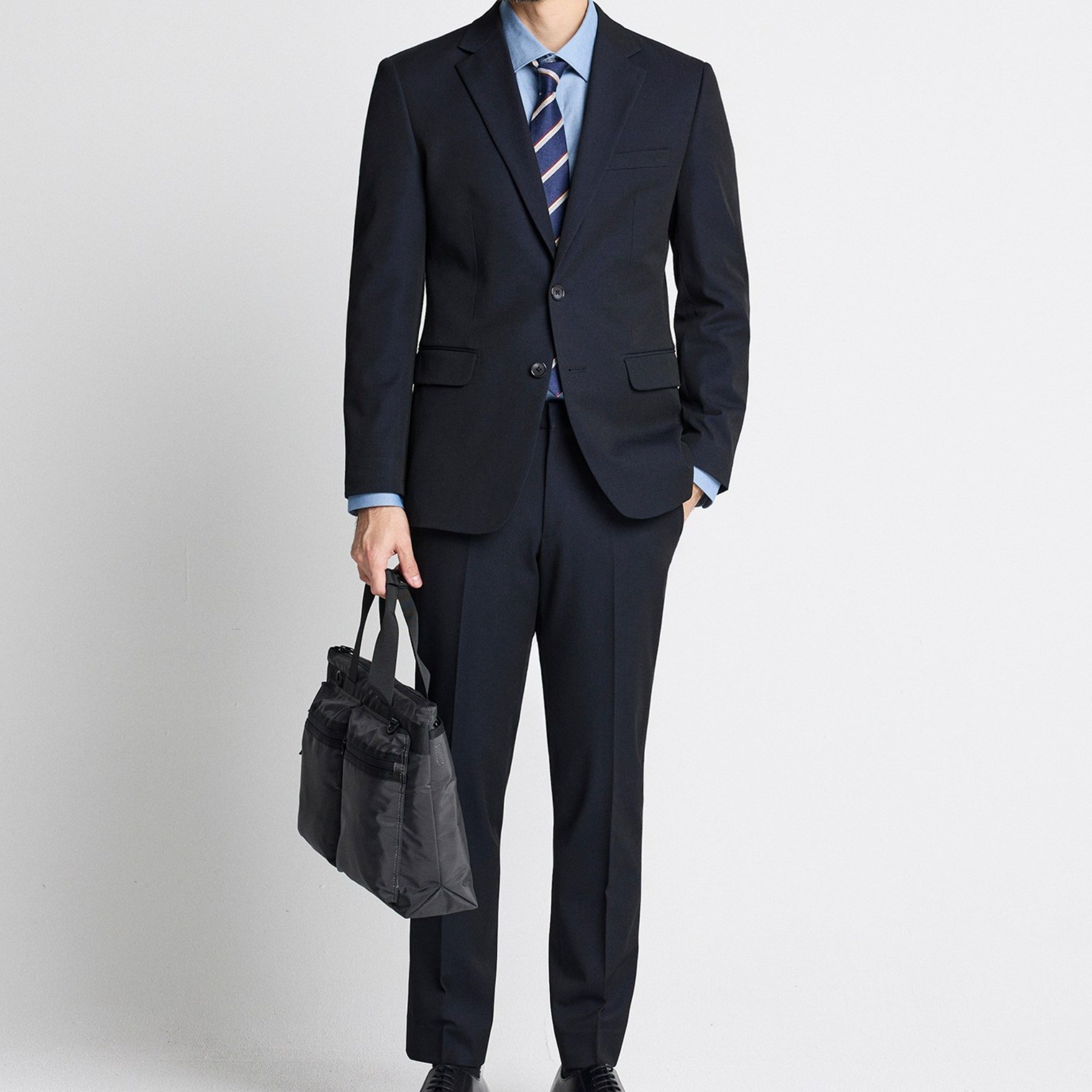 Tech-Poly 사방스판 에센셜 수트_네이비 (슬림핏)_SSJVZ22SET 99,000원