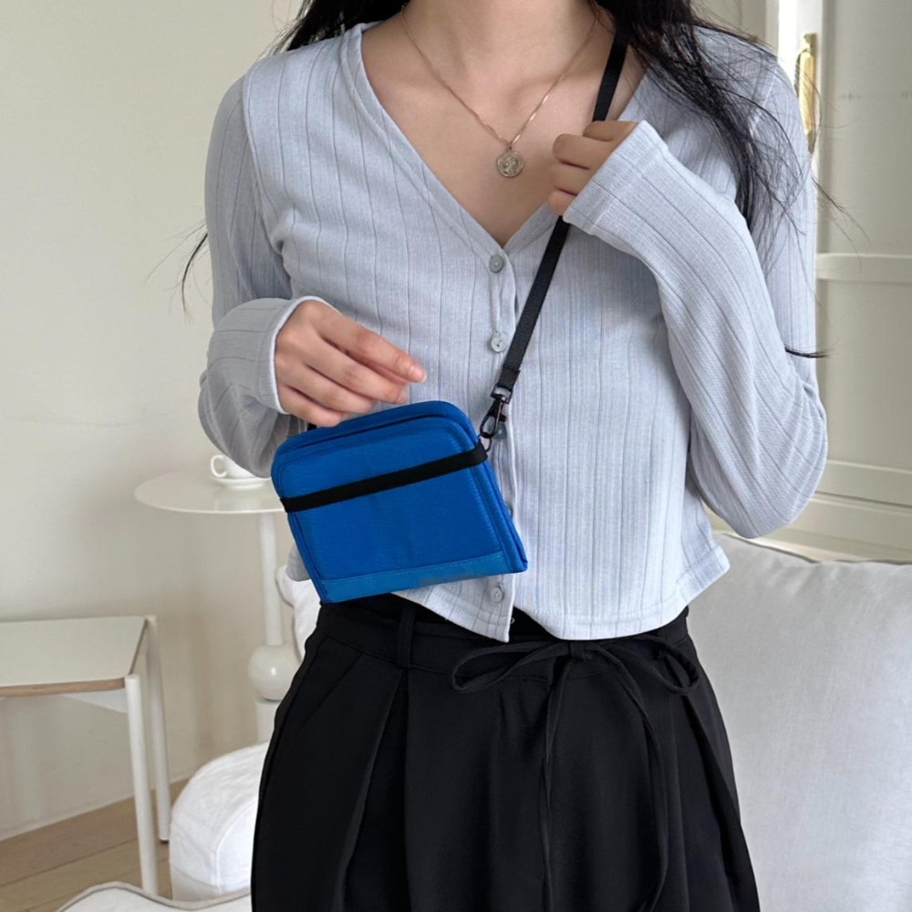 컬러플트립 RFID차단 안티스키밍 여권케이스 여권지갑 19,800원