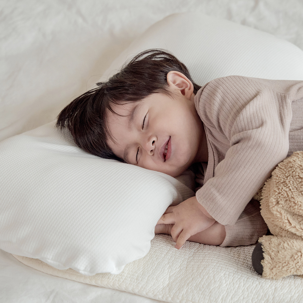 라비킷 유아용 베개 와이드 이탈방지 경추베개 + 순면 커버 세트, 화이트 73,900원