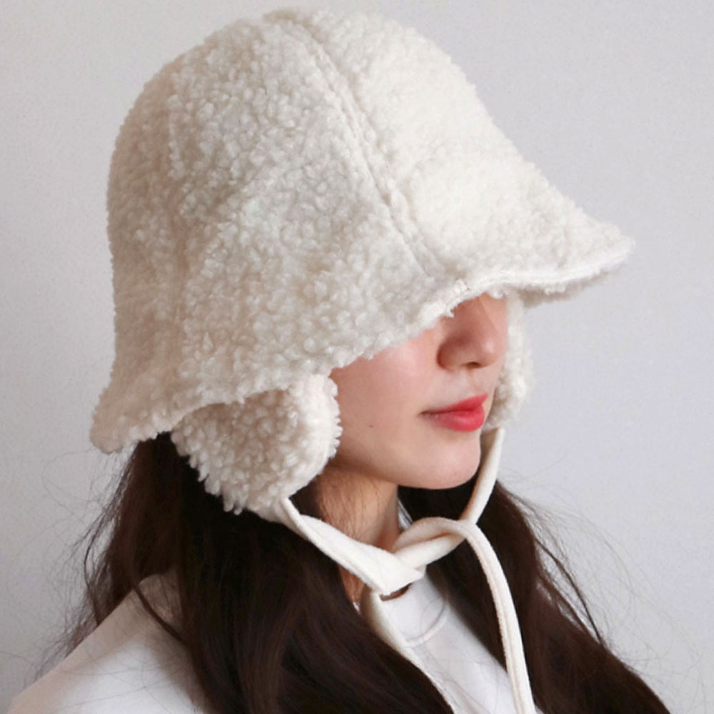 이코마켓 국산 턱끈 뽀글이 양털 벙거지 모자 귀도리모자 군밤 방한모 겨울 털모자 털벙거지 귀마개 버킷햇 여성 겨울모자 19,800원