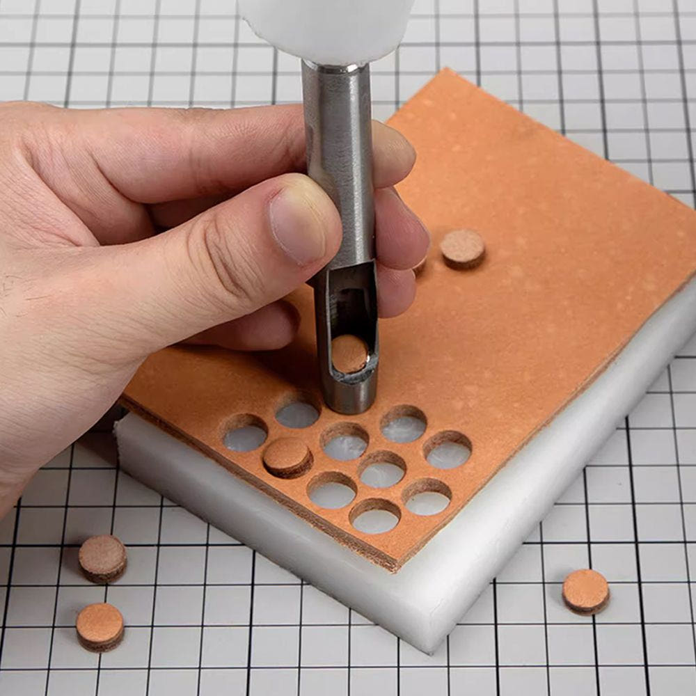 아띠꼴로 뻥뻥 나갑니다 가죽 펀칭기 가방끈 벨트 구멍뚫기 펀치 15종세트, 실버, 1개 10,900원
