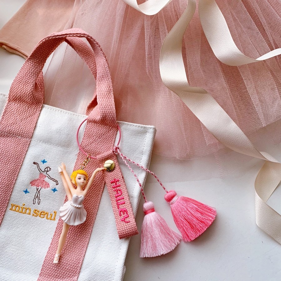 호호홈(HOHOHOME) 유치원 자수 키링 네임텍 가방고리 열쇠고리, 발레리나 10,900원