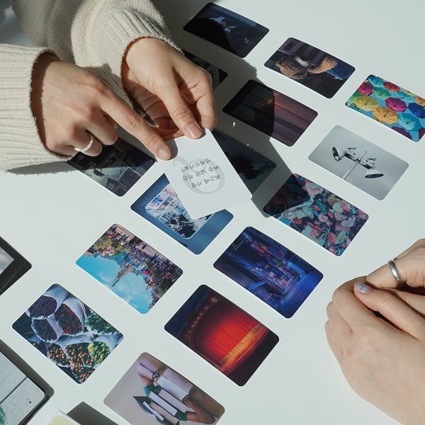 [예스24배송] 어떤대화 아이스브레이킹 질문카드 7종 [상담 공감 대화 Q 카드 MT 게임 레크레이션 교구 워크샵 프로그램] 11,200원