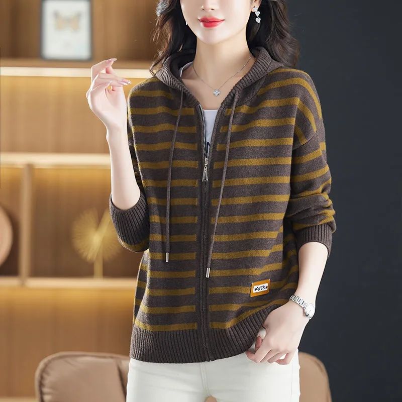 슈엔룩 여성 집업 니트 가디건 줄무늬 스트라이프 후드 스웨터 28,600원