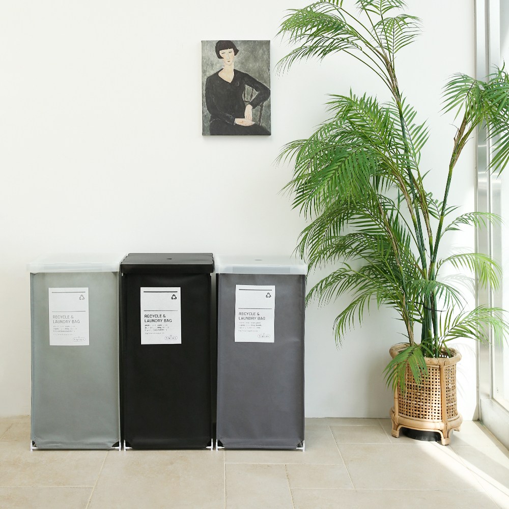 [홈마스터] 가정용 슬림 재활용 분리수거함 3단 슬림형 대용량 쓰레기통 틈새형 세트 10,300원