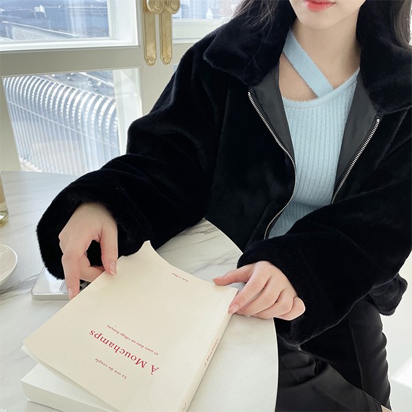 토마토팩토리 여성용 윈터 카라 집업 크롭 밍크 퍼 자켓 39,900원