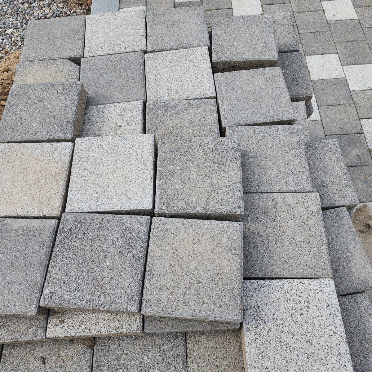 보도블럭228 재고상품-정원/마당/농막/전원주택/벽돌/인테리어블럭/주차장블럭/바닥용/바닥시공/공사용-보도블록 200 200 80 재고상품(운송비 문의), 1개 195,000원