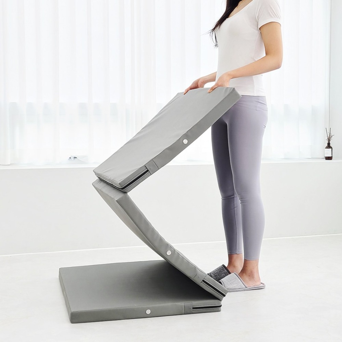 [허리에좋은] 꾸민가 3단 접이식 매트리스 탄탄한 단단한 군용 매트 자취방 원룸 바닥 토퍼, 그레이, 5cm 129,800원