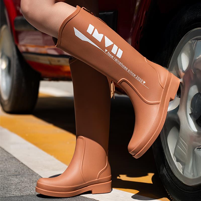 TIMEPURE 여성용 롱 레인부츠 일본 스타일 성인용 패션 외출 신발 소프트 밑창 내구성 강화 갯벌체험용 방수 신발 23,900원