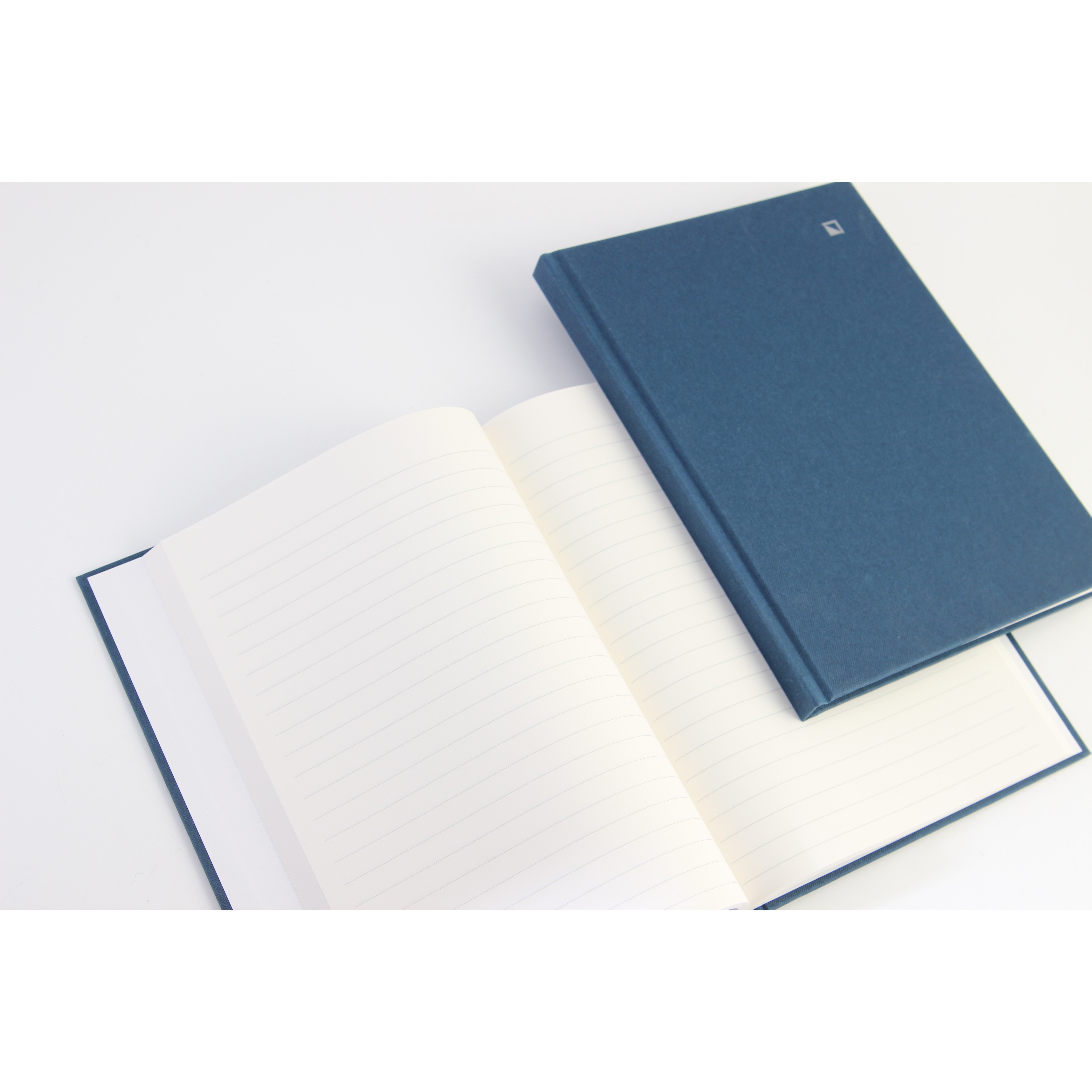 상지사 하드커버 노트 양장 B5 라인 줄 유선 도트 만년필 필사 불렛저널 디자인 굿밸류 13,400원