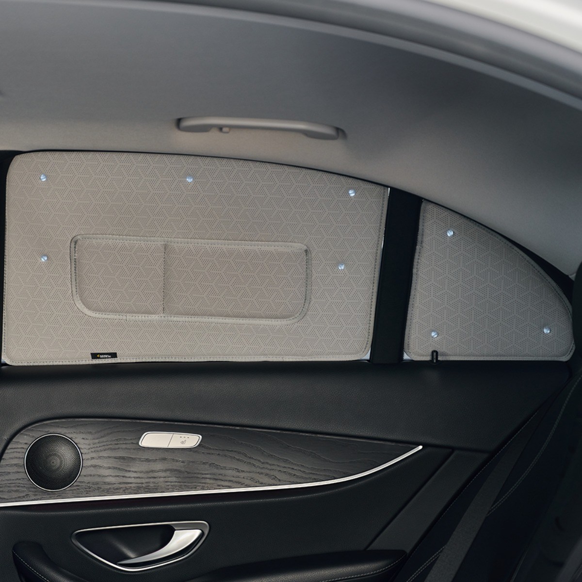 티볼리 햇빛가리개 암막커튼 차박커텐, 1세트, 2열(뒷좌석+쪽창) 35,000원