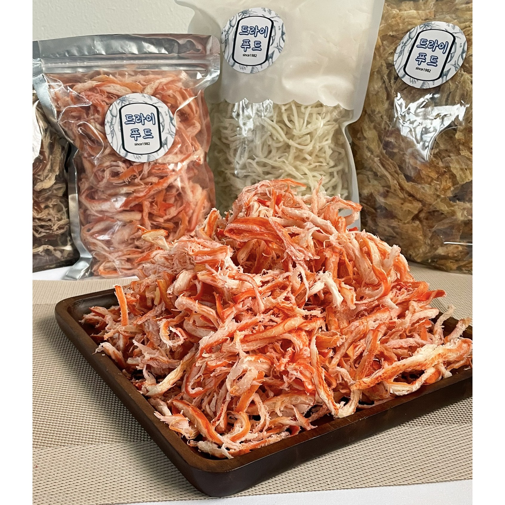 홍진미채 1kg 껍질채 만들어 풍미가득 홍진미채 진미채 오징어채 국내가공 [원산지:상세설명에 표시], 1개, 1kg 39,800원