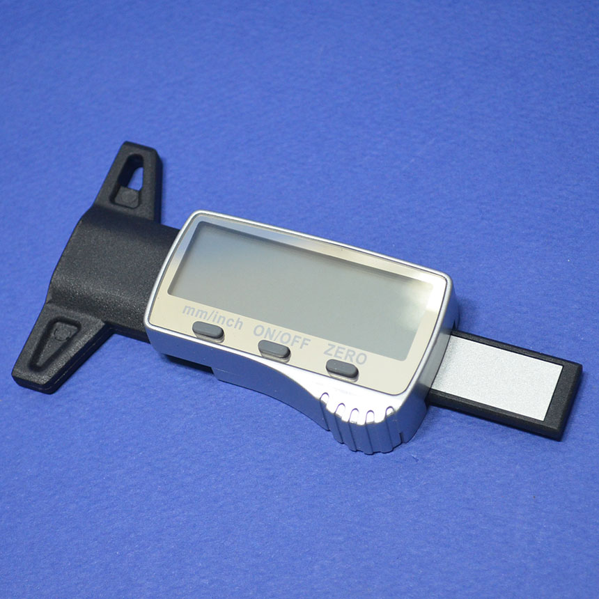 블루텍 타이어용 디지털깊이게이지 BD571-025P 4060204 7,420원