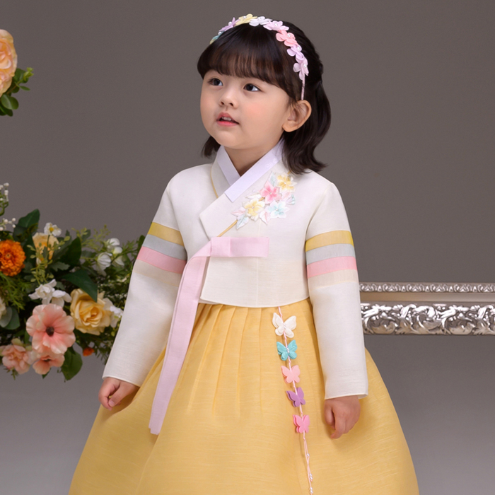 더예한복 여아용 382 샛별민아 한복세트 43,900원