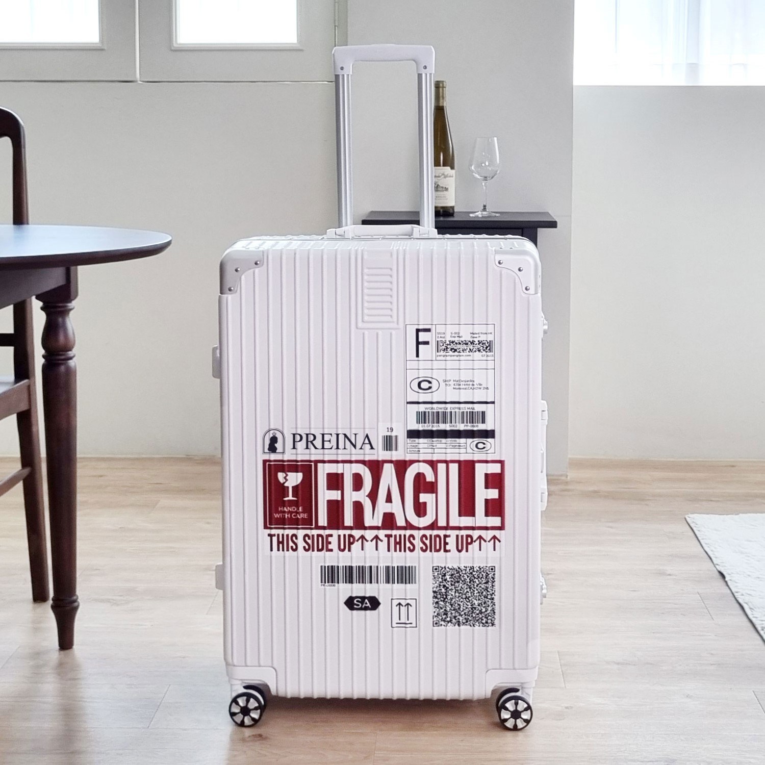 프레이나 알루미늄 프레임 여행용 FRAGILE 레터링 캐리어 139,800원