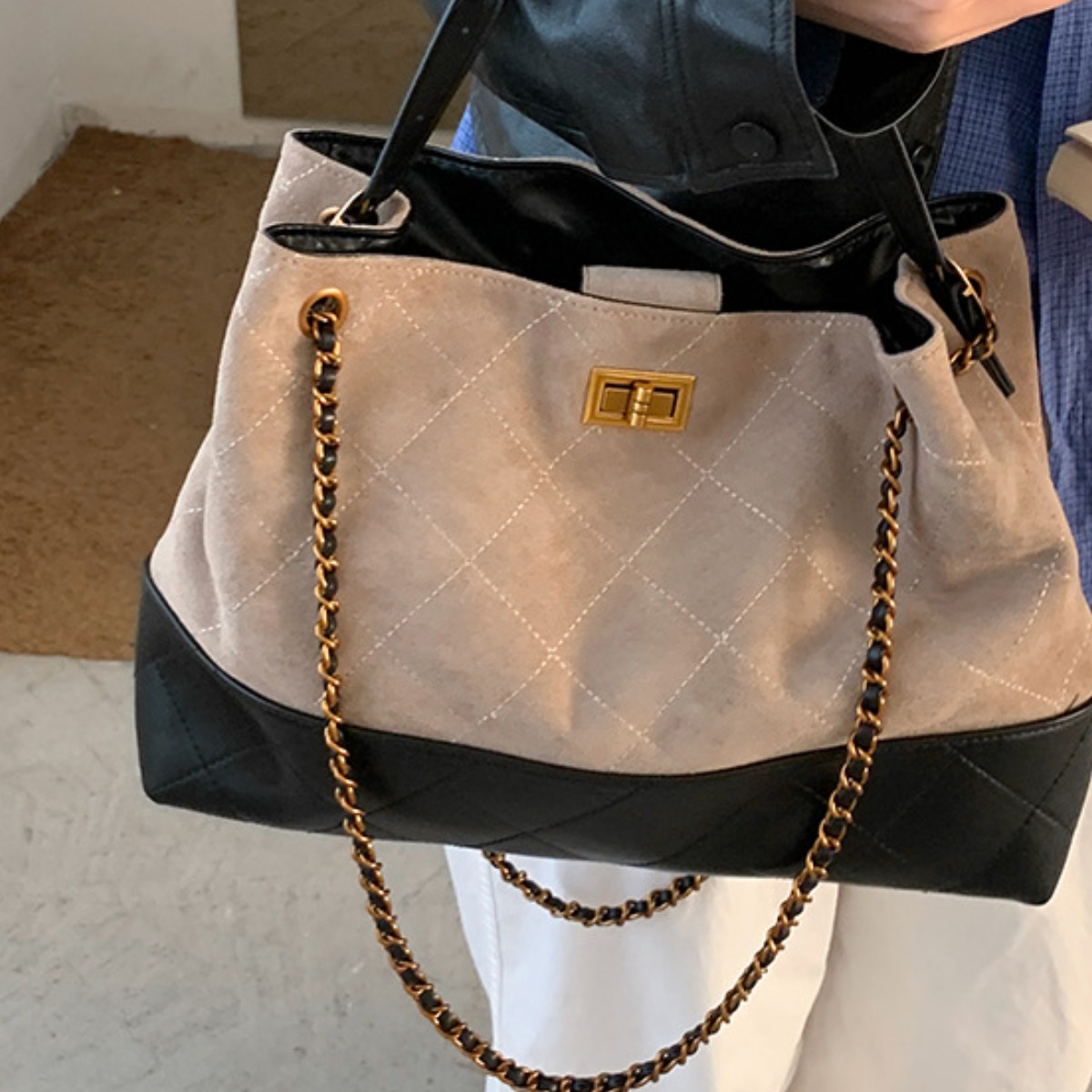 [NEW SALE]2025가방 가방 가을 클래식 명품가방 숄더백 스웨이드가방 여성가방 여행가방 명품브랜드 여자가방 직장인 빅사이즈 데일리가방 숄더 예쁜가방 캐주얼가방 오버사이즈 30,990원