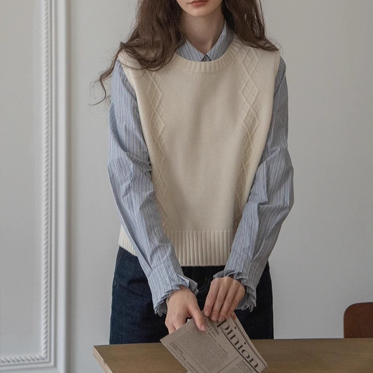 유니크한결 울 블렌드 니트조끼 29,800원