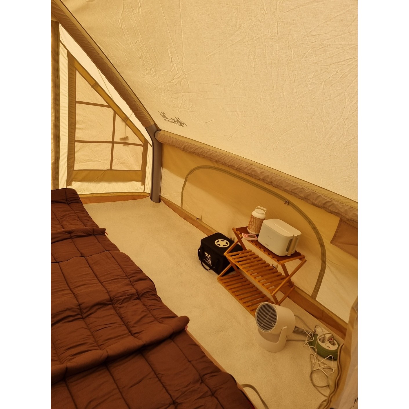 네이처하이크 에어텐트 12X 카페트(에어폴 컷팅) 지퍼연결 가방포함 62,490원