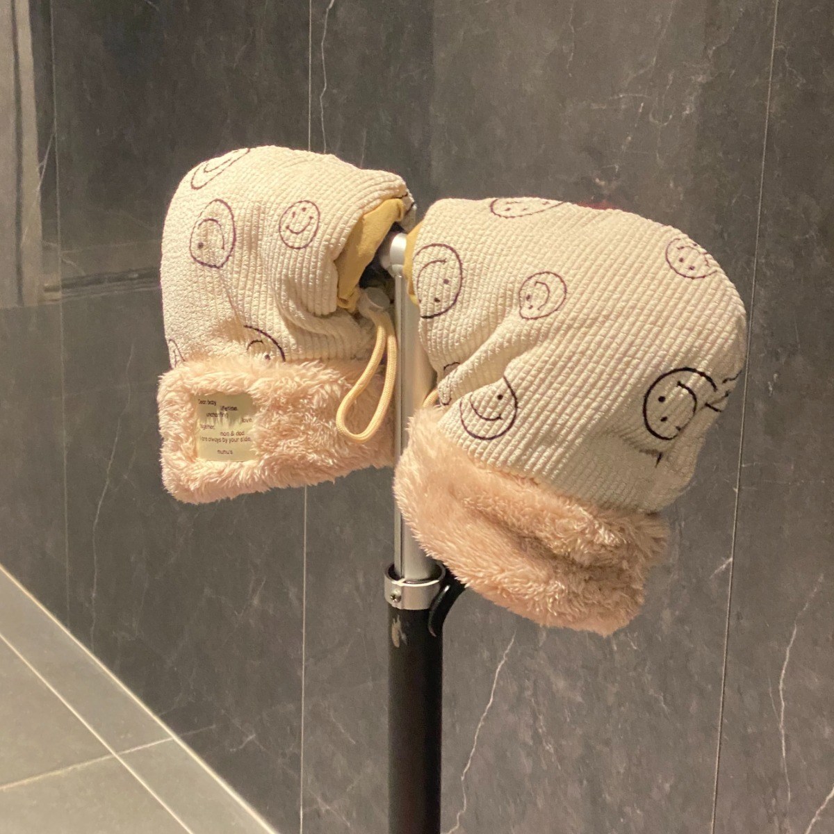 콤마스포츠 어린이 유아 아동 킥보드 자전거 장갑 핸드워머 핸들바 방한 커버 토시 핸드머프, 베이지, 1개 15,600원