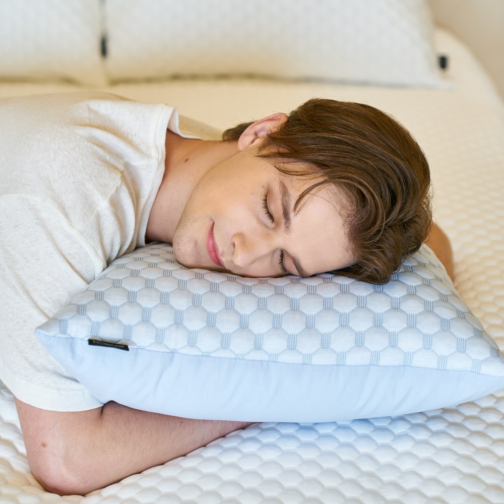 국내제작 누비카 듀라론100% 헥사쿨 프리미엄 냉감베개커버 18,200원