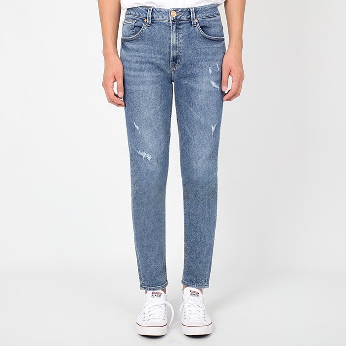 [국내백화점] 게스 남성 미디엄블루 릴렉스 테이퍼 청바지 중청 데님 팬츠 남자 바지 124,500원