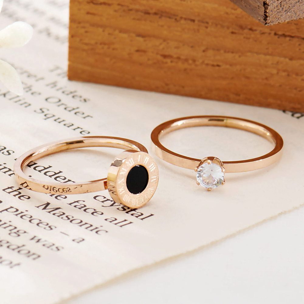 노이드비 여성용 써지컬스틸 오닉스블랙 로마숫자 큐빅반지 세트 15,900원